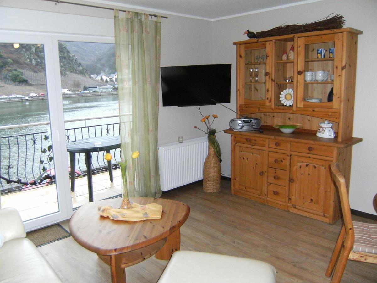 Apartamento Bio-Ferienweingut Leyendecker Kattenes Exterior foto