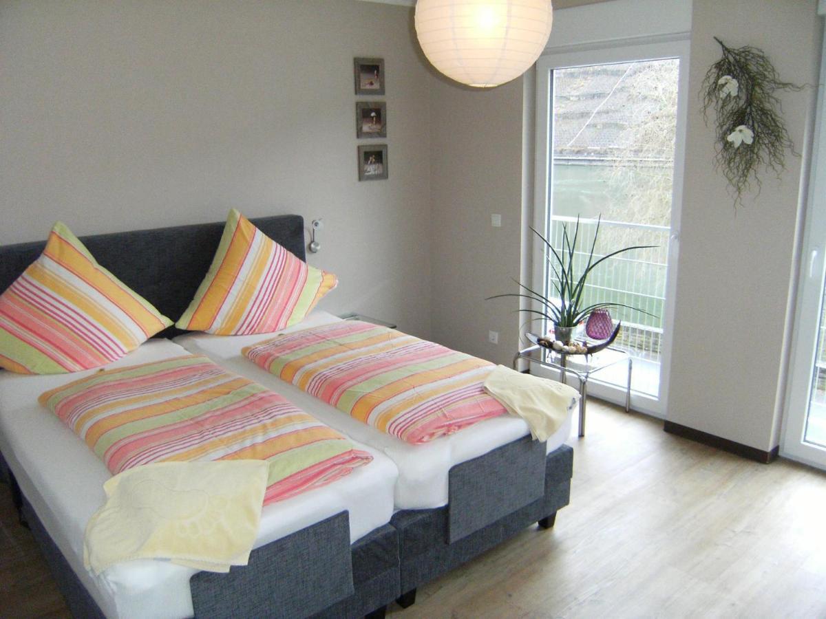 Apartamento Bio-Ferienweingut Leyendecker Kattenes Exterior foto