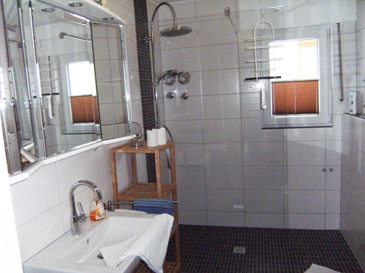 Apartamento Bio-Ferienweingut Leyendecker Kattenes Exterior foto