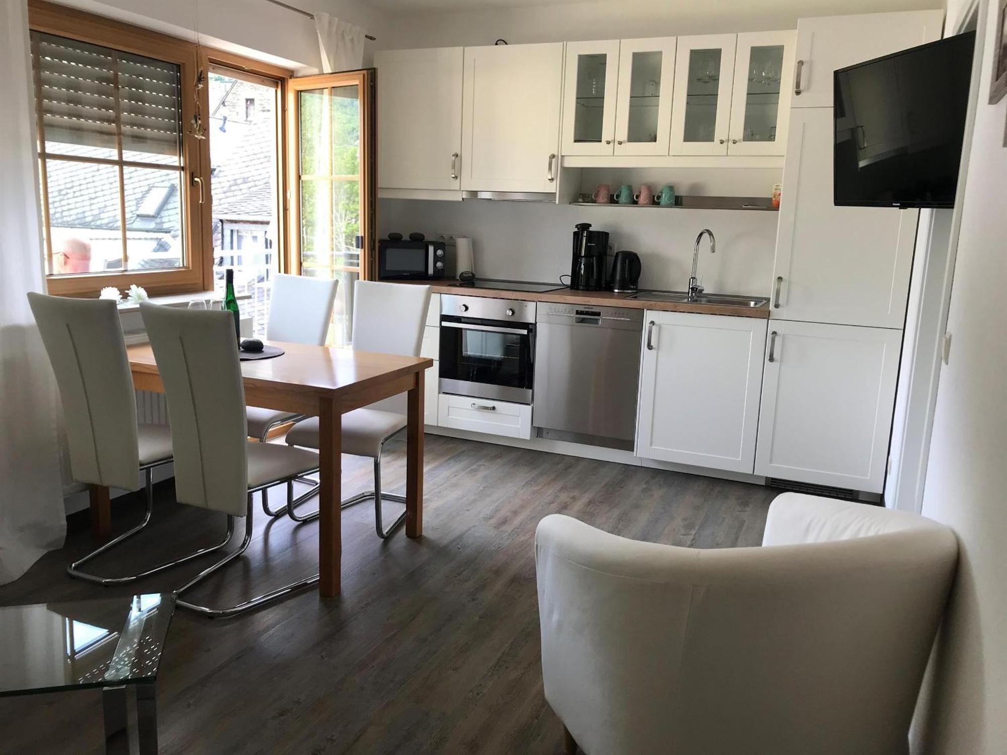 Apartamento Bio-Ferienweingut Leyendecker Kattenes Exterior foto