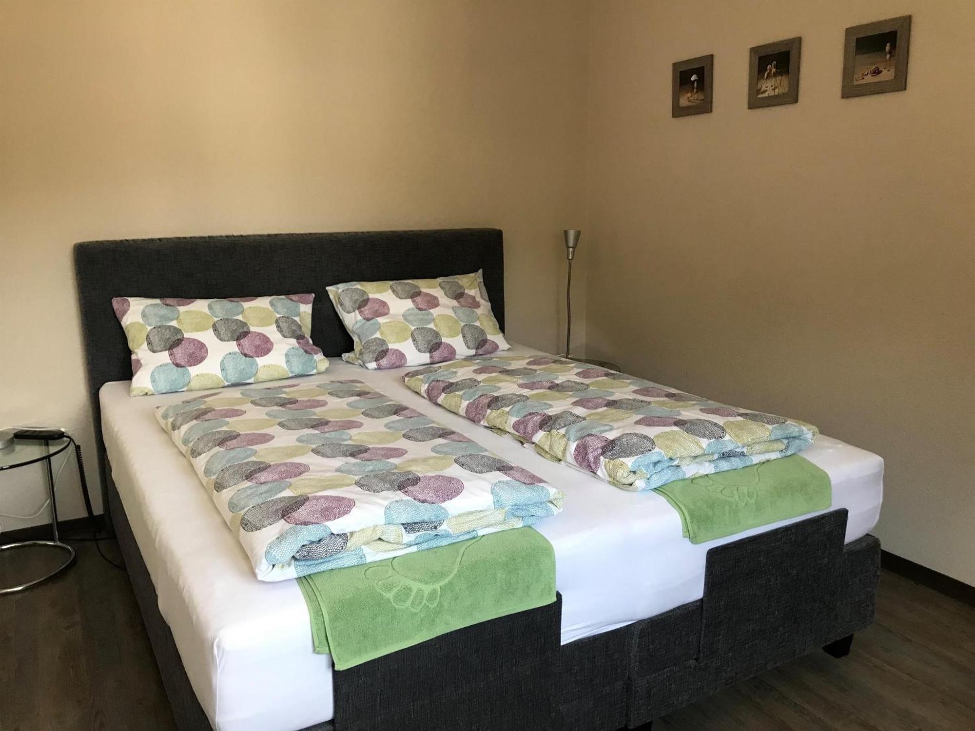 Apartamento Bio-Ferienweingut Leyendecker Kattenes Exterior foto